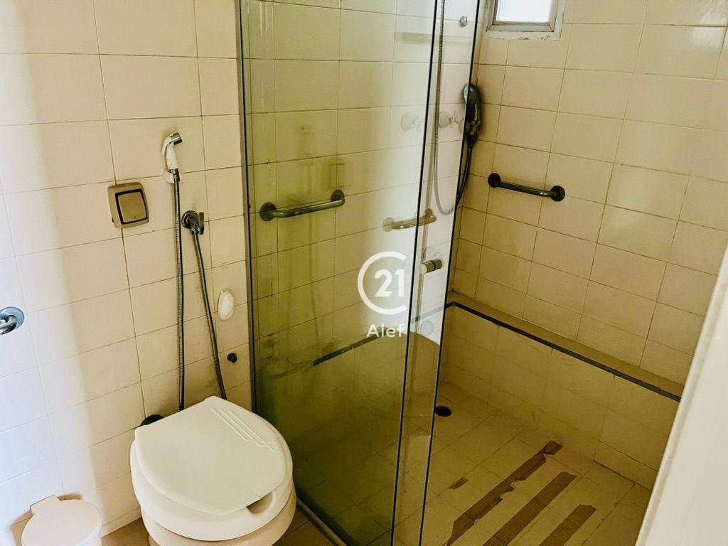 Apartamento à venda com 3 quartos, 167m² - Foto 23