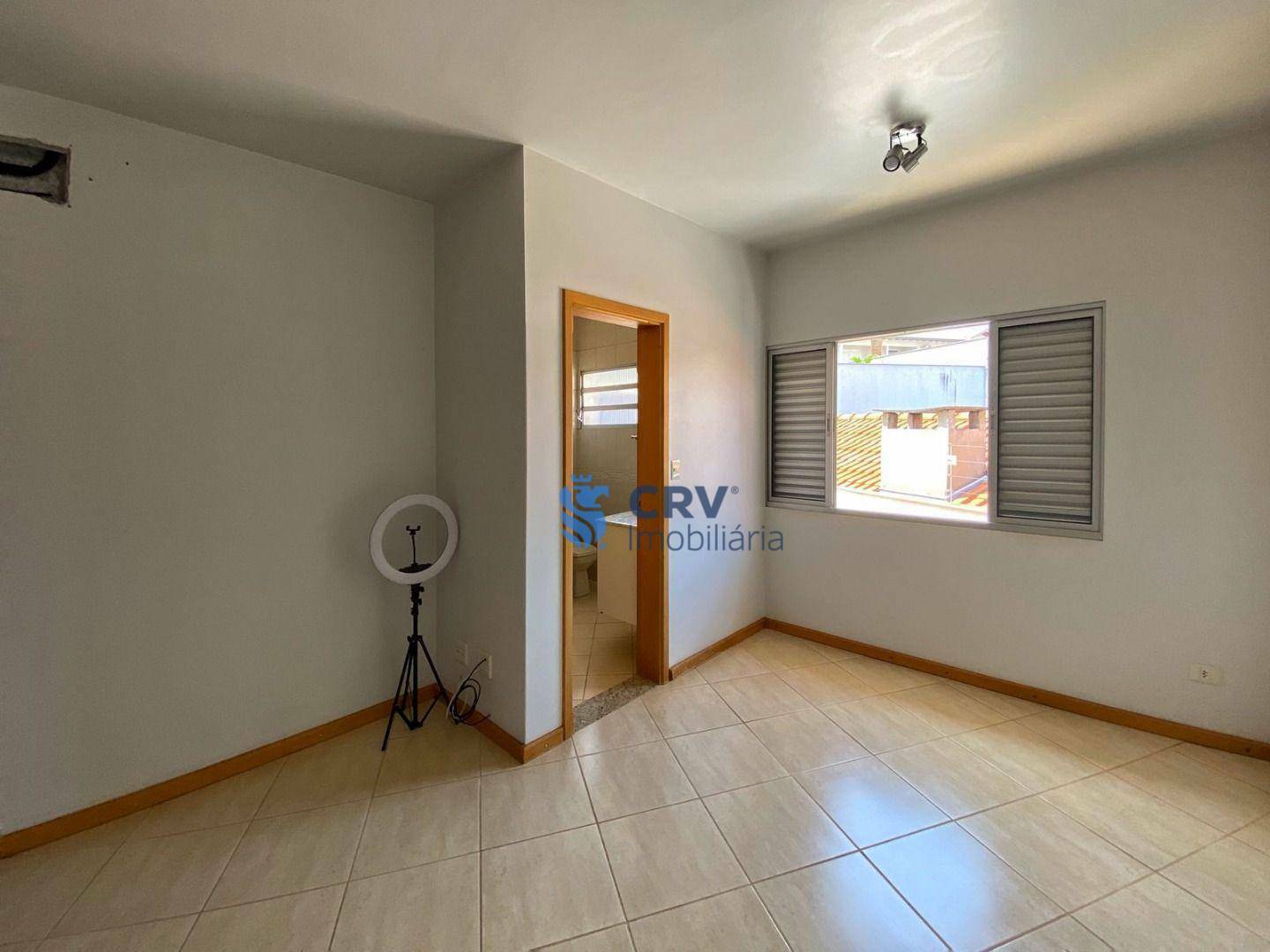 Sobrado à venda com 3 quartos, 335m² - Foto 21