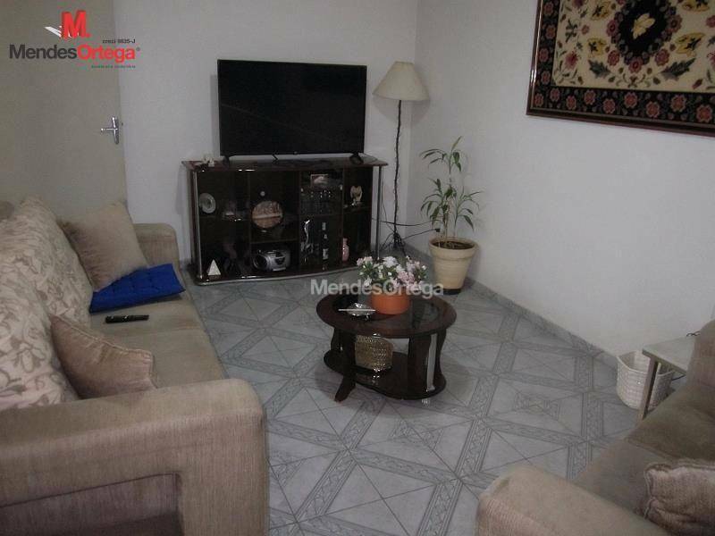 Apartamento para alugar com 2 quartos, 90m² - Foto 2