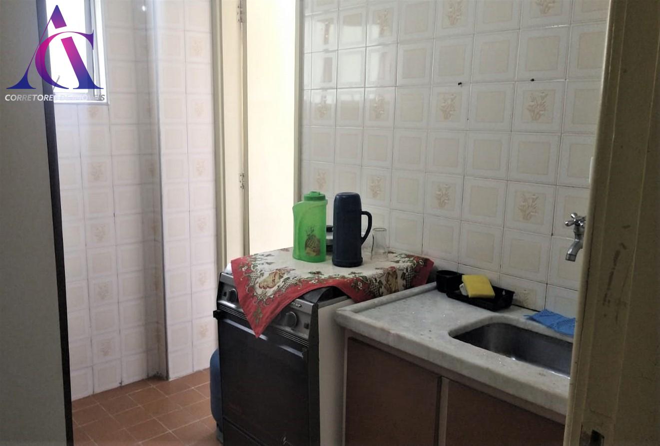 Apartamento à venda com 1 quarto, 62m² - Foto 7