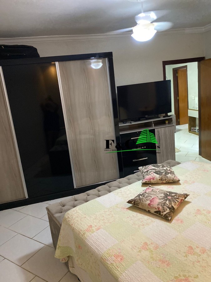 Casa à venda com 4 quartos, 166m² - Foto 9