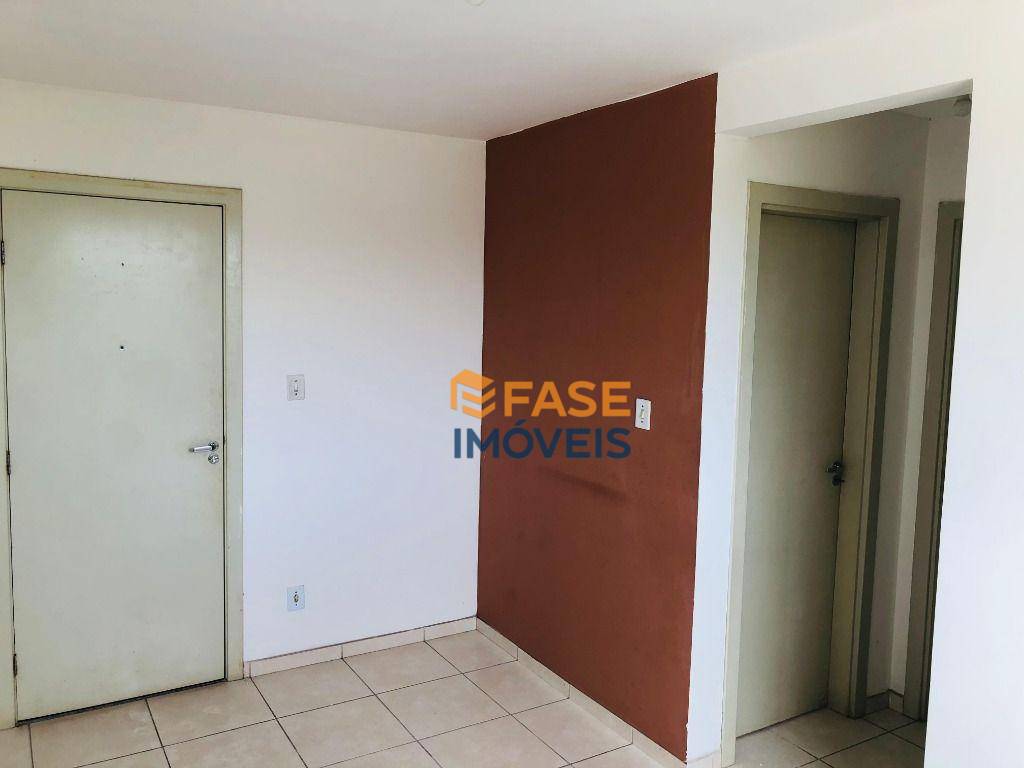 Apartamento à venda com 2 quartos, 45m² - Foto 2