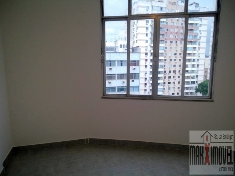 Apartamento à venda com 2 quartos, 65m² - Foto 9