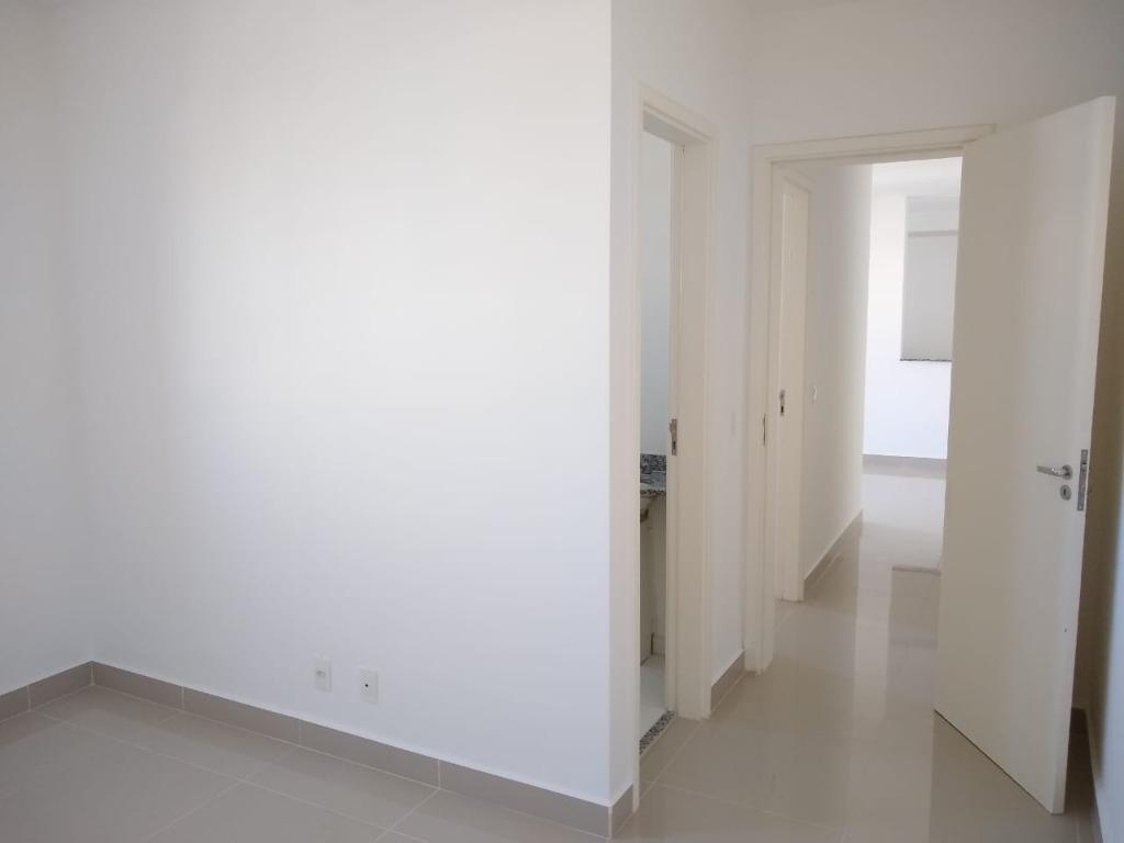 Apartamento para alugar com 2 quartos, 65m² - Foto 14