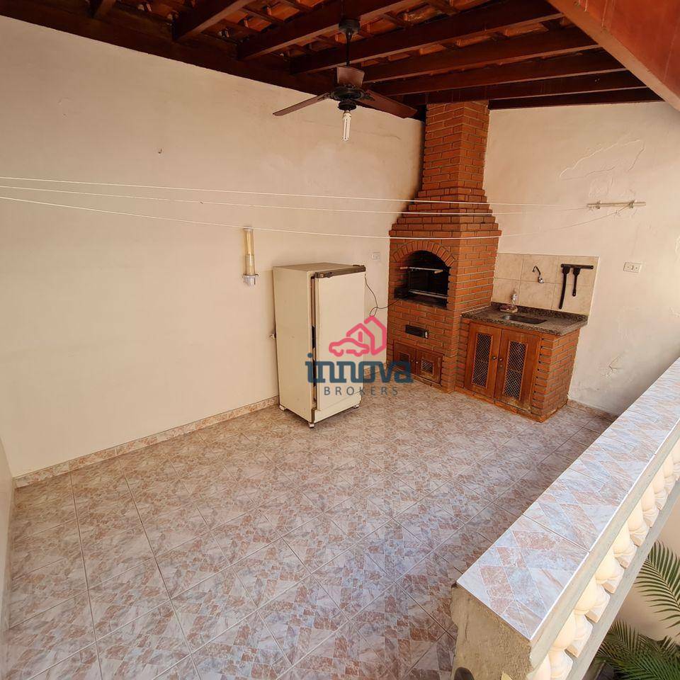 Sobrado à venda com 3 quartos, 110m² - Foto 1