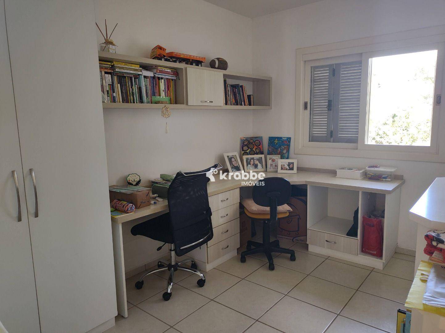 Casa à venda com 3 quartos, 171m² - Foto 11