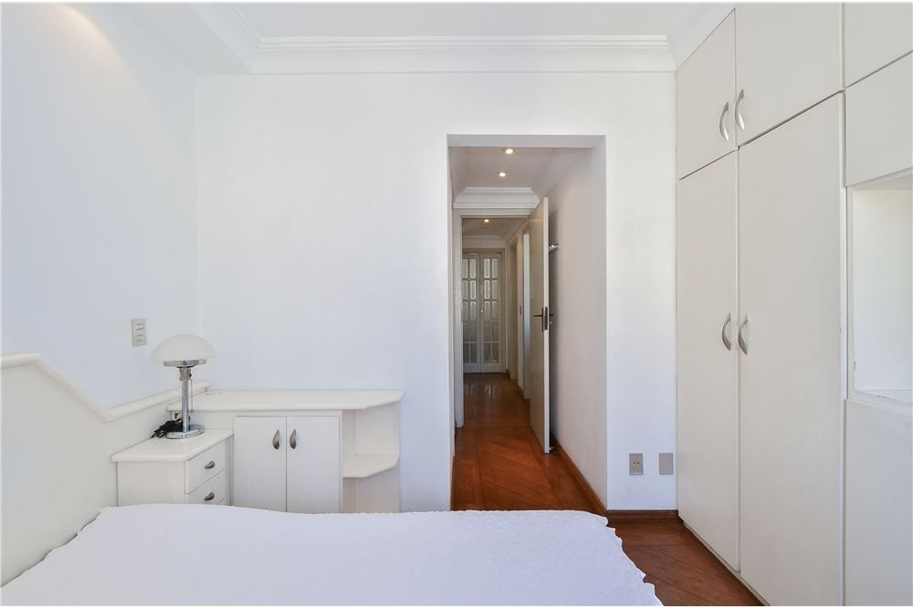 Apartamento à venda com 3 quartos, 70m² - Foto 9