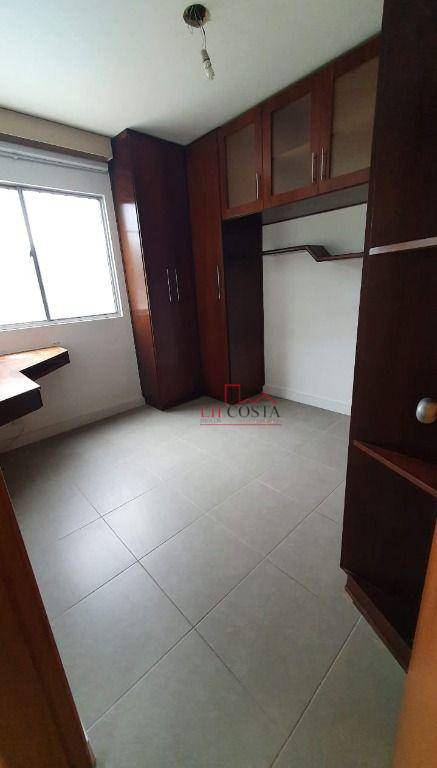 Apartamento à venda com 2 quartos, 65m² - Foto 7