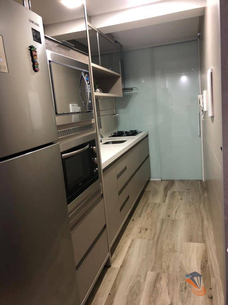 Apartamento à venda com 2 quartos, 64m² - Foto 3