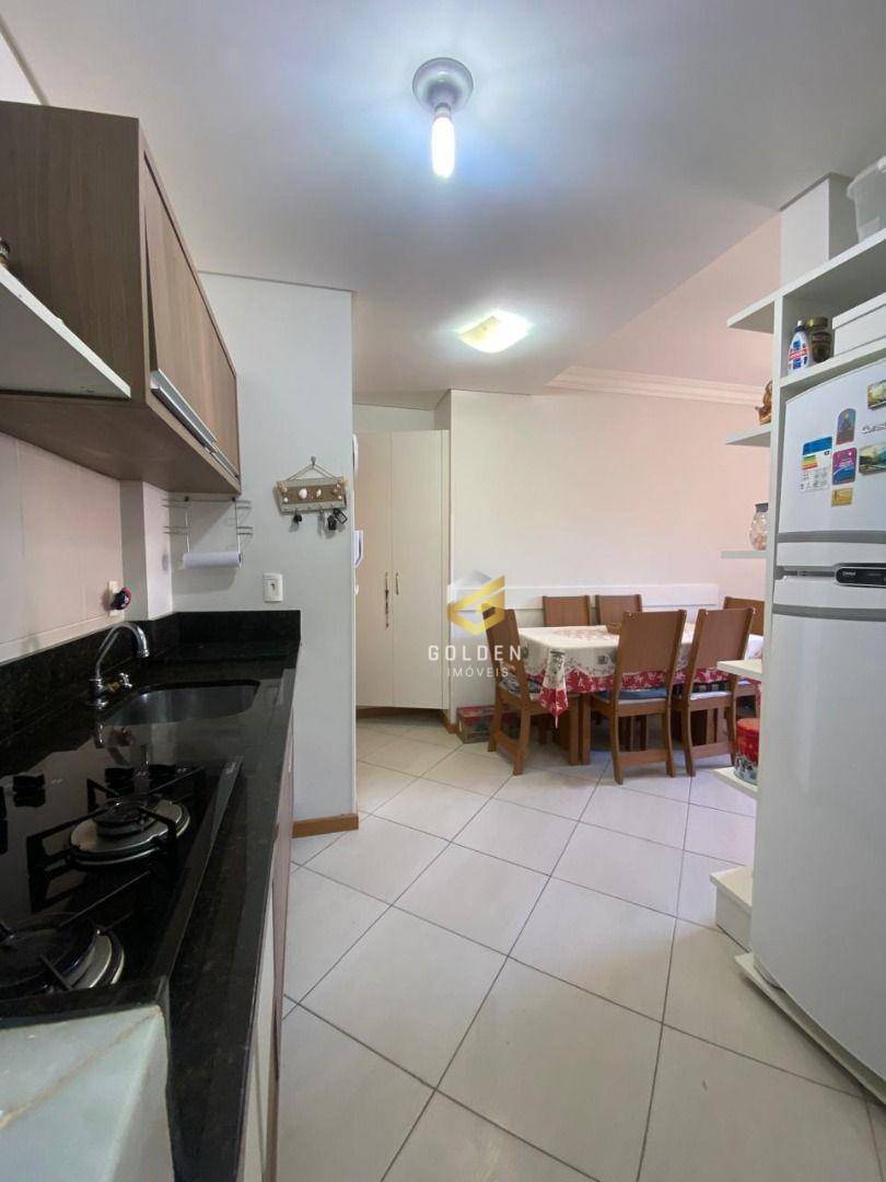 Apartamento à venda com 2 quartos, 60m² - Foto 3