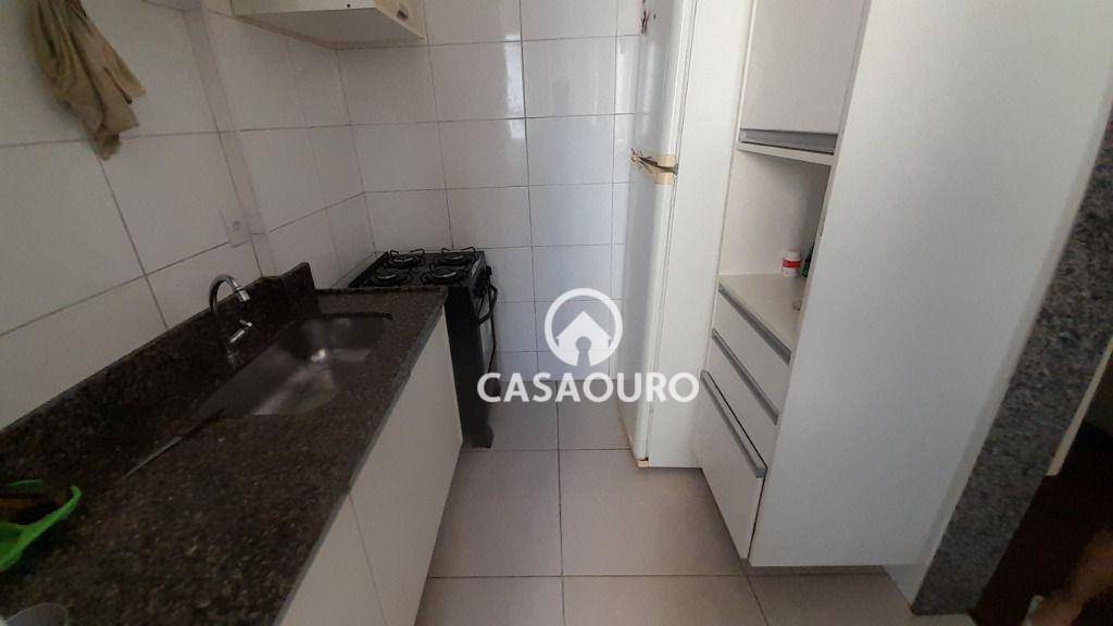 Apartamento à venda com 2 quartos, 65m² - Foto 16