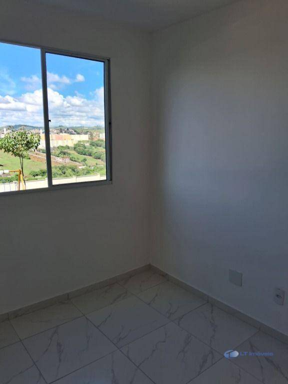 Apartamento para alugar com 2 quartos, 39m² - Foto 11