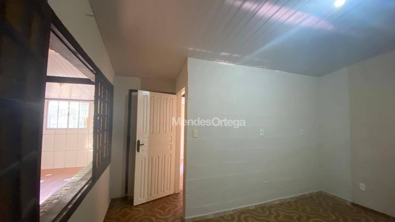 Casa para alugar com 2 quartos, 80m² - Foto 18
