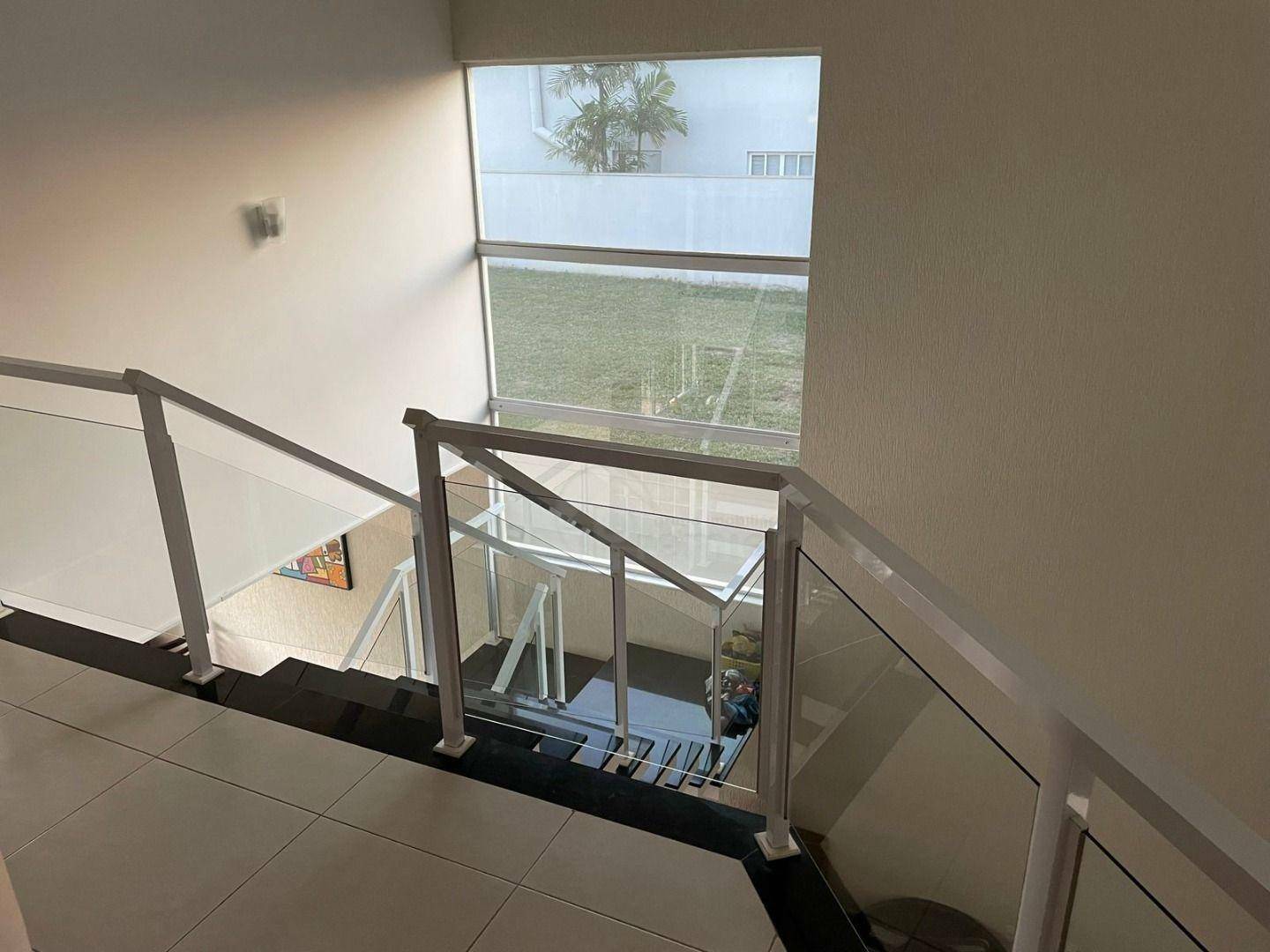 Casa de Condomínio à venda com 4 quartos, 271m² - Foto 10