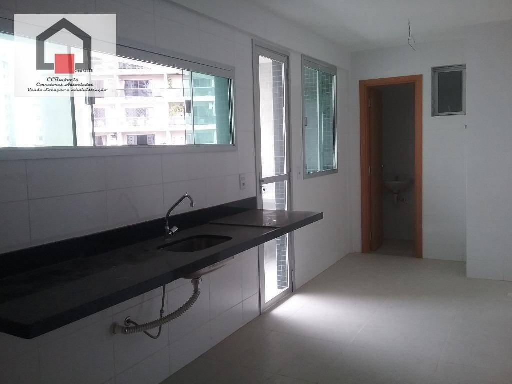 Apartamento à venda com 3 quartos, 140m² - Foto 19