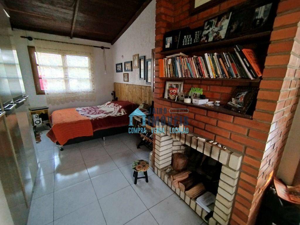 Casa à venda com 2 quartos, 118m² - Foto 12