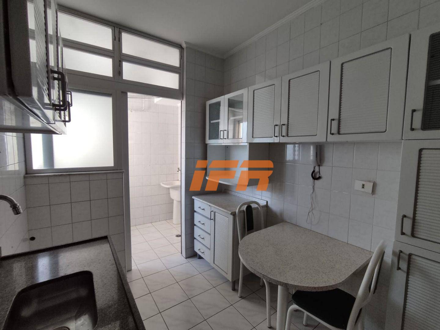 Apartamento à venda e aluguel com 2 quartos, 75m² - Foto 27