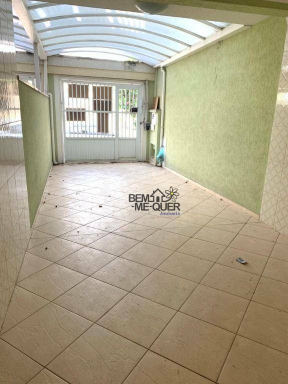 Sobrado à venda com 3 quartos, 110m² - Foto 4