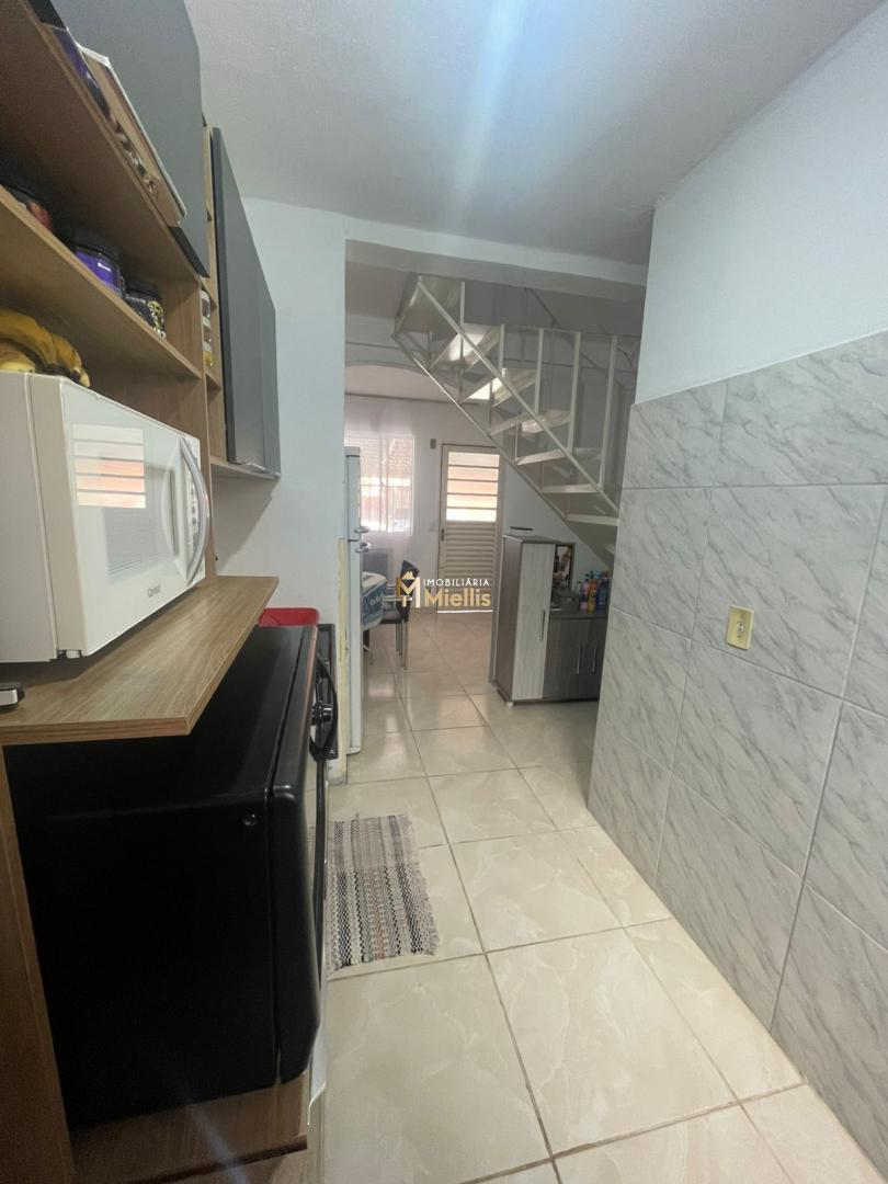 Casa de Condomínio à venda com 2 quartos, 50m² - Foto 9