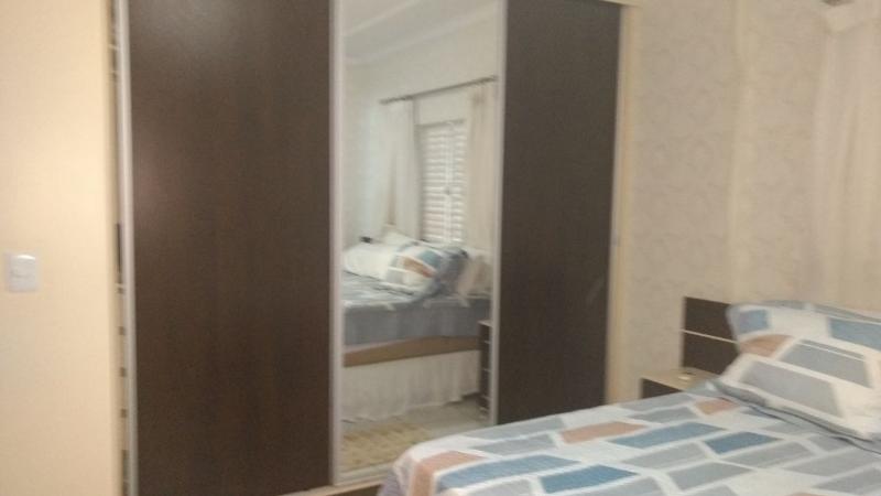 Casa à venda com 3 quartos, 380m² - Foto 18