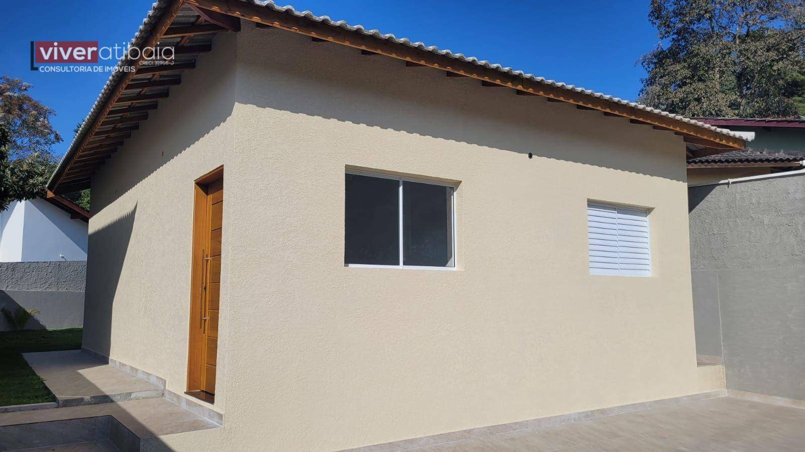 Casa à venda com 4 quartos, 95m² - Foto 1