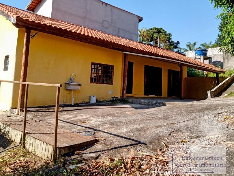 Fazenda à venda com 3 quartos, 1500m² - Foto 2