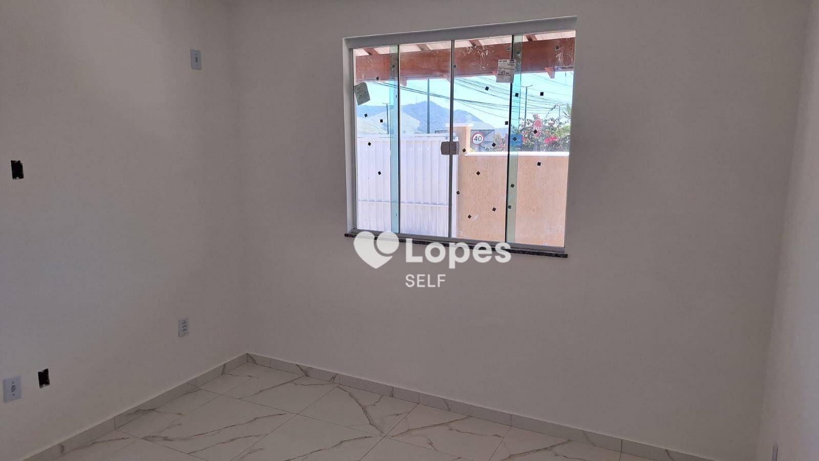 Casa à venda com 2 quartos, 69m² - Foto 6