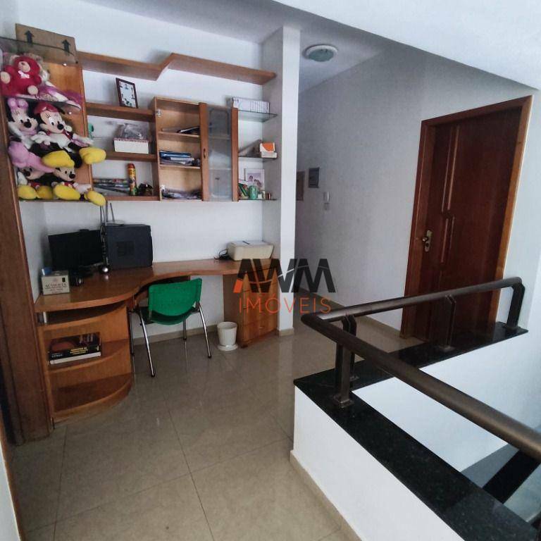 Sobrado à venda com 6 quartos, 625m² - Foto 12