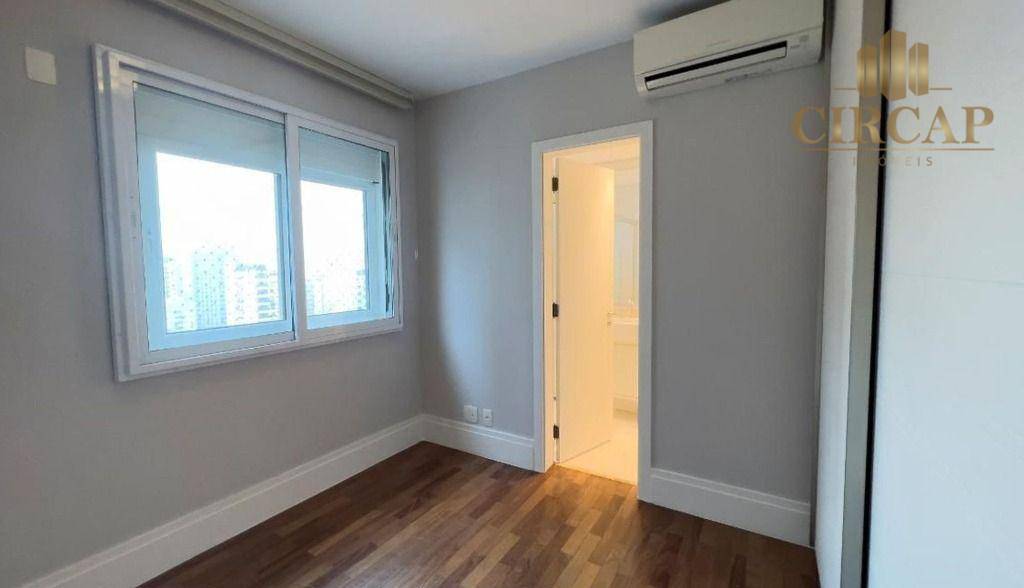 Apartamento à venda com 3 quartos, 223m² - Foto 12