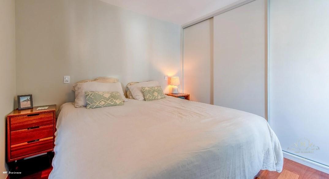 Apartamento à venda com 3 quartos, 135m² - Foto 7