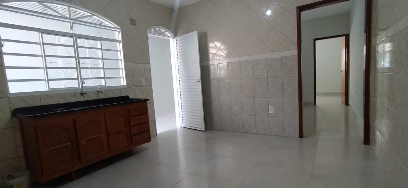 Casa à venda com 2 quartos, 84m² - Foto 5