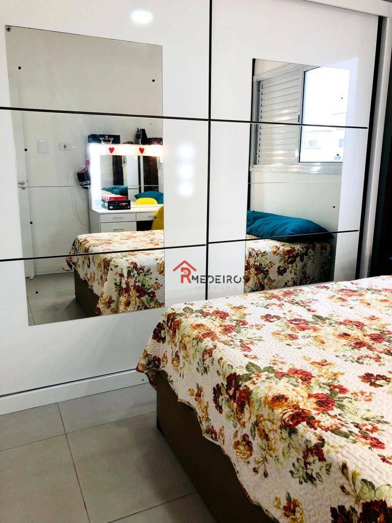 Apartamento à venda com 2 quartos, 66m² - Foto 5