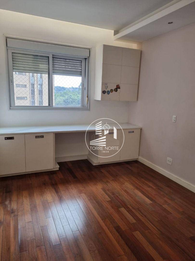 Apartamento à venda com 3 quartos, 263m² - Foto 11