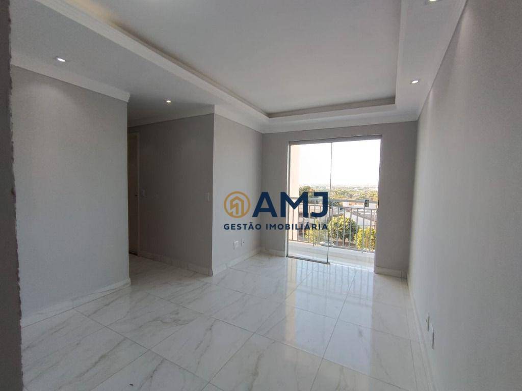 Apartamento à venda com 3 quartos, 70m² - Foto 3