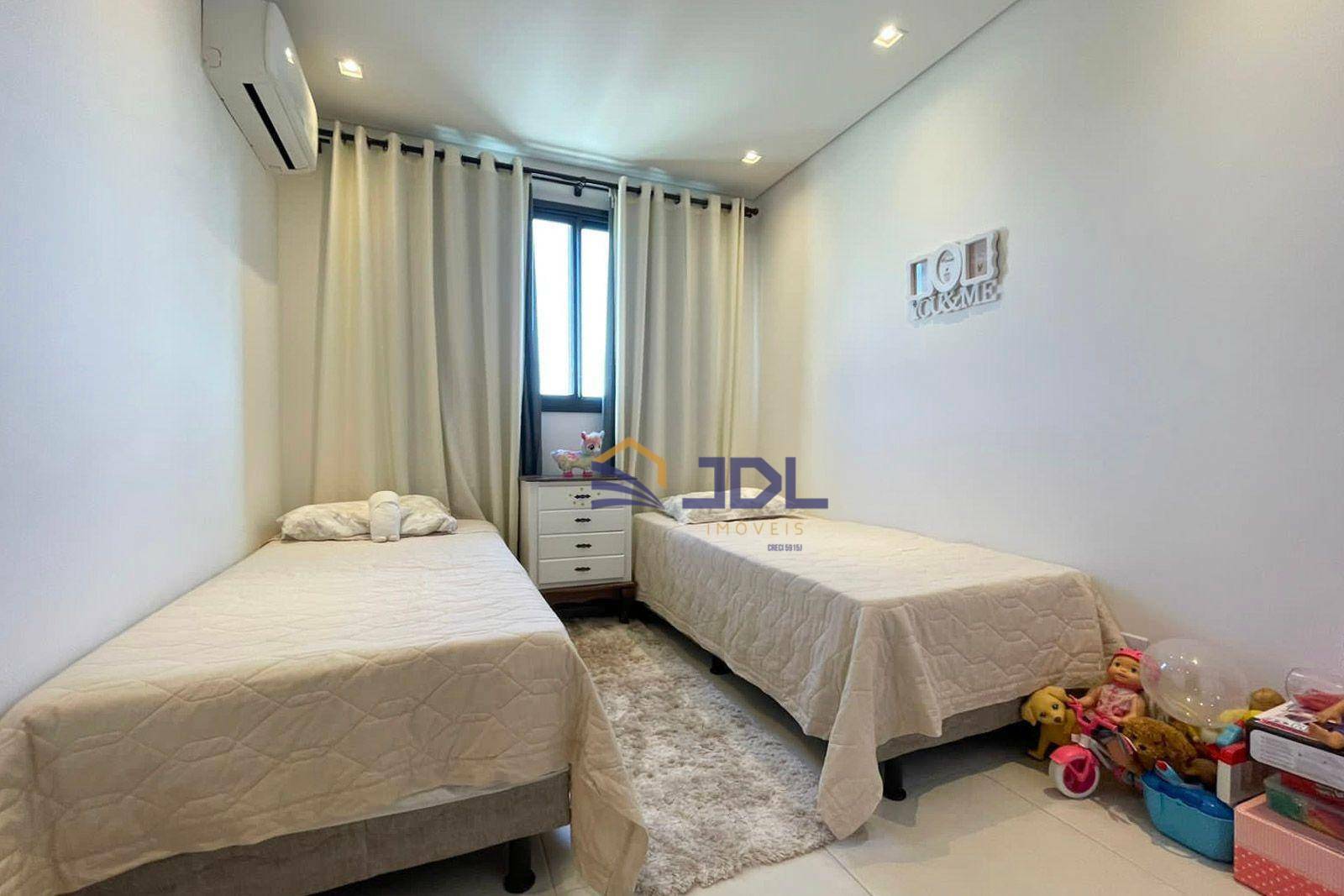 Apartamento à venda com 2 quartos, 78m² - Foto 12