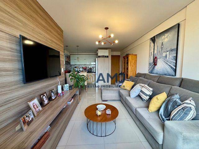 Apartamento à venda com 3 quartos, 78m² - Foto 1