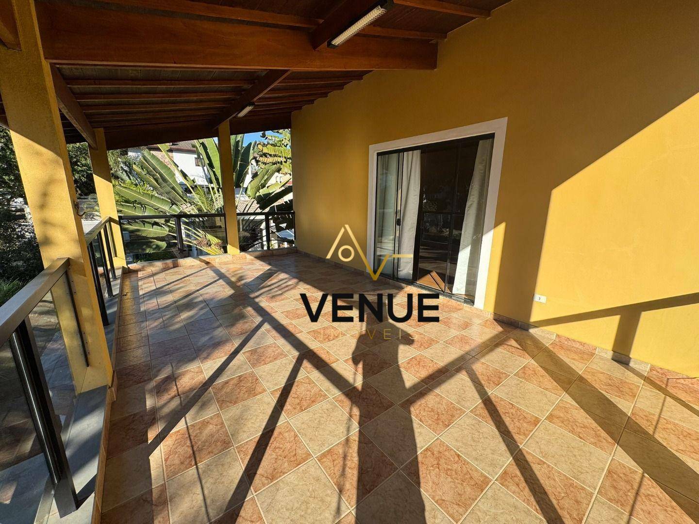 Casa de Condomínio à venda e aluguel com 3 quartos, 300m² - Foto 3