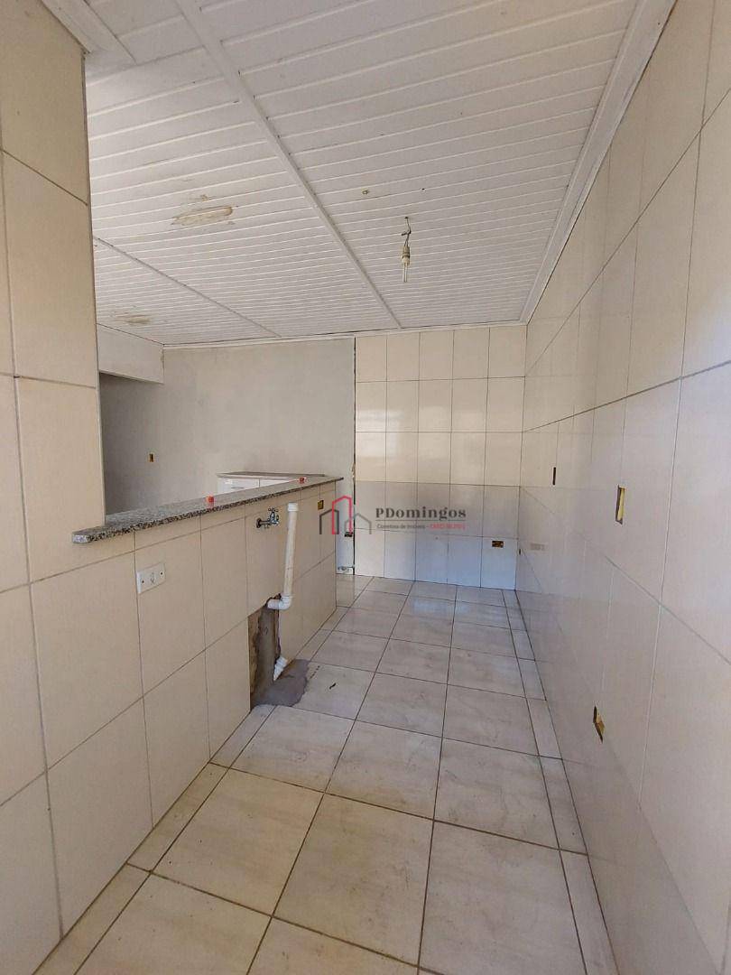 Casa para alugar com 2 quartos, 168m² - Foto 25