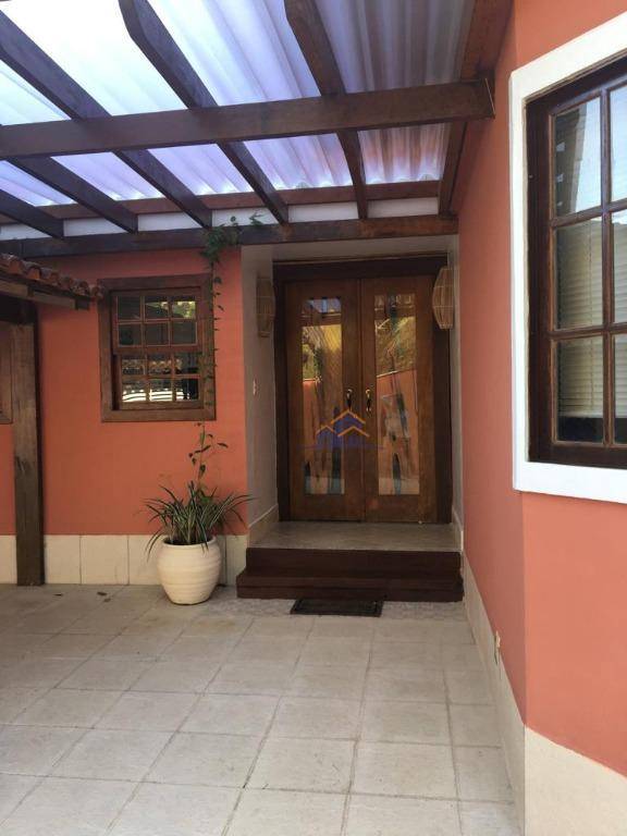 Casa à venda com 4 quartos, 280m² - Foto 8