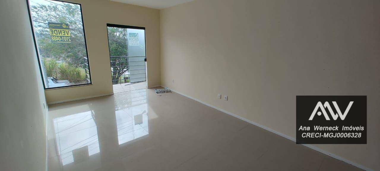 Casa à venda com 2 quartos, 120m² - Foto 4