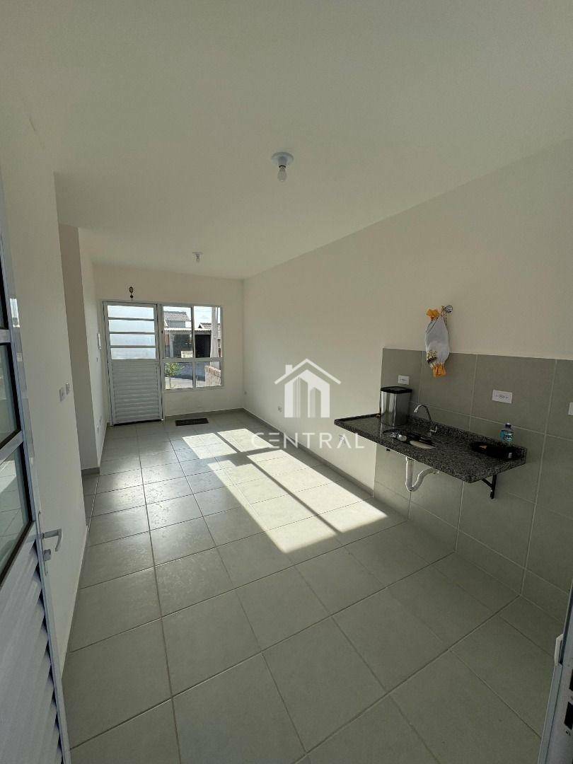 Casa à venda com 2 quartos, 42m² - Foto 6