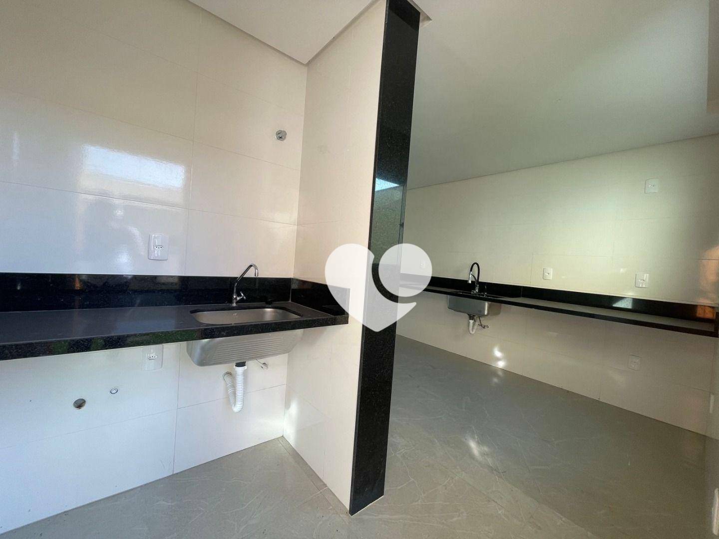 Casa à venda com 3 quartos, 108m² - Foto 9