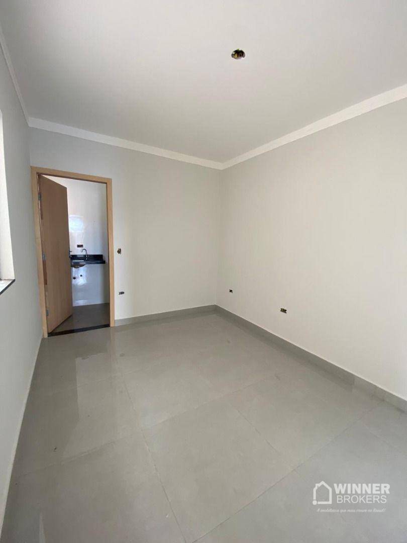 Casa à venda com 3 quartos, 72m² - Foto 2