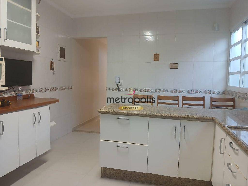 Sobrado à venda com 4 quartos, 240m² - Foto 10