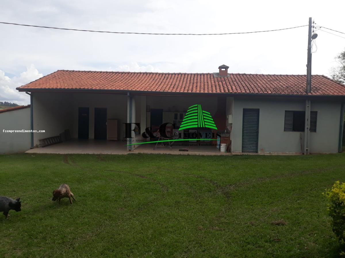 Fazenda à venda com 4 quartos, 27000m² - Foto 1