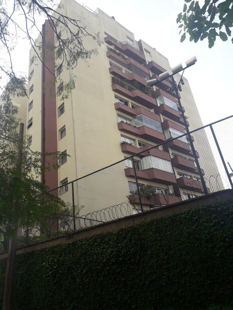 Apartamento à venda com 3 quartos, 160m² - Foto 15