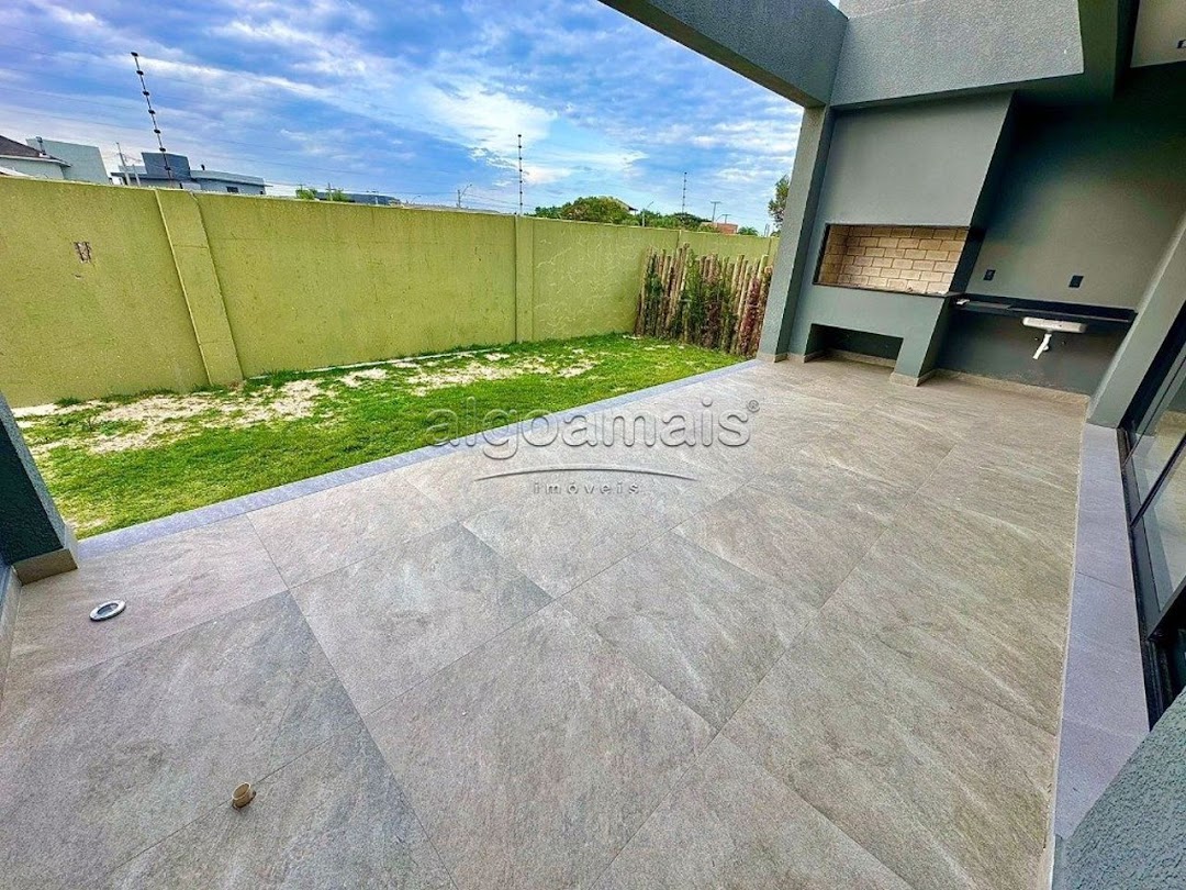 Casa de Condomínio à venda com 4 quartos, 211m² - Foto 4