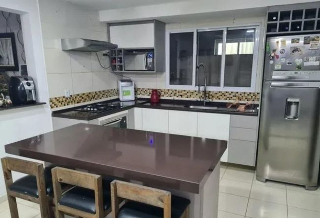 Casa de Condomínio à venda com 4 quartos, 375m² - Foto 16