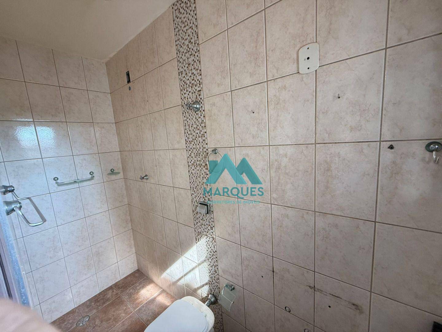 Sobrado à venda com 4 quartos, 207m² - Foto 3