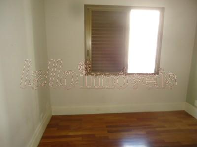 Apartamento para alugar com 4 quartos, 247m² - Foto 10